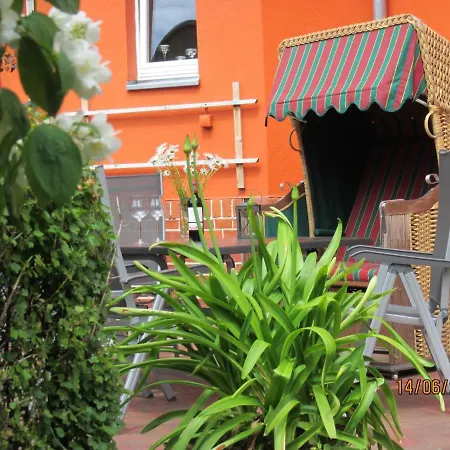 Liebevoll Eingerichtete Mit Terrasse, Strandnah Lägenhet Heringsdorf (Usedom)