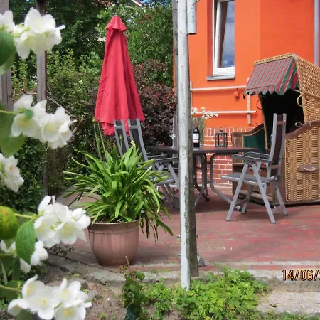 Διαμέρισμα Liebevoll Eingerichtete Mit Terrasse, Strandnah Χέρινγκσντορφ